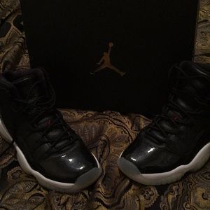 Air Jordan’s Retro 11’s “72-10”  6.5y=US 8.5 WOMEN